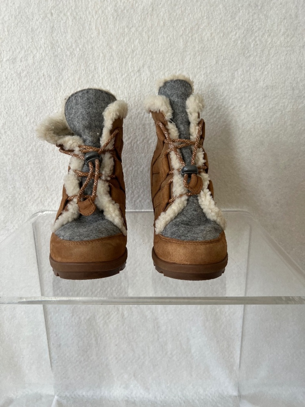 Sorel Joan of Arctic Wedge II Genuine Shearling Boots Size 8.5